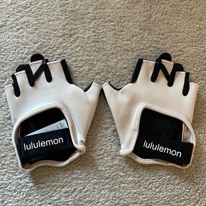 Lululemon bike gloves - brand new never used